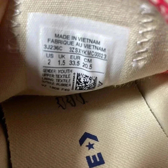 NWOT Converse Chuck Taylor All Star Low Top Little/Big Kids - US2 - Picture 6 of 8